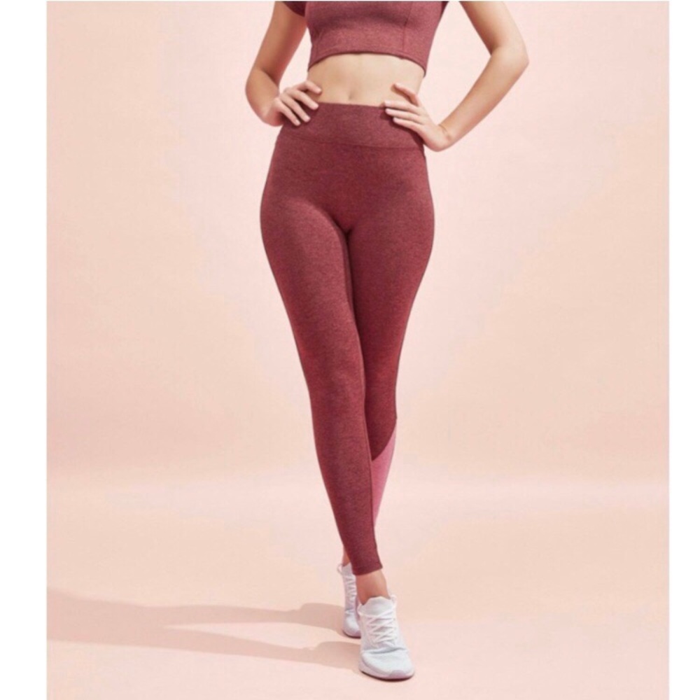 We over Me inversion leggings